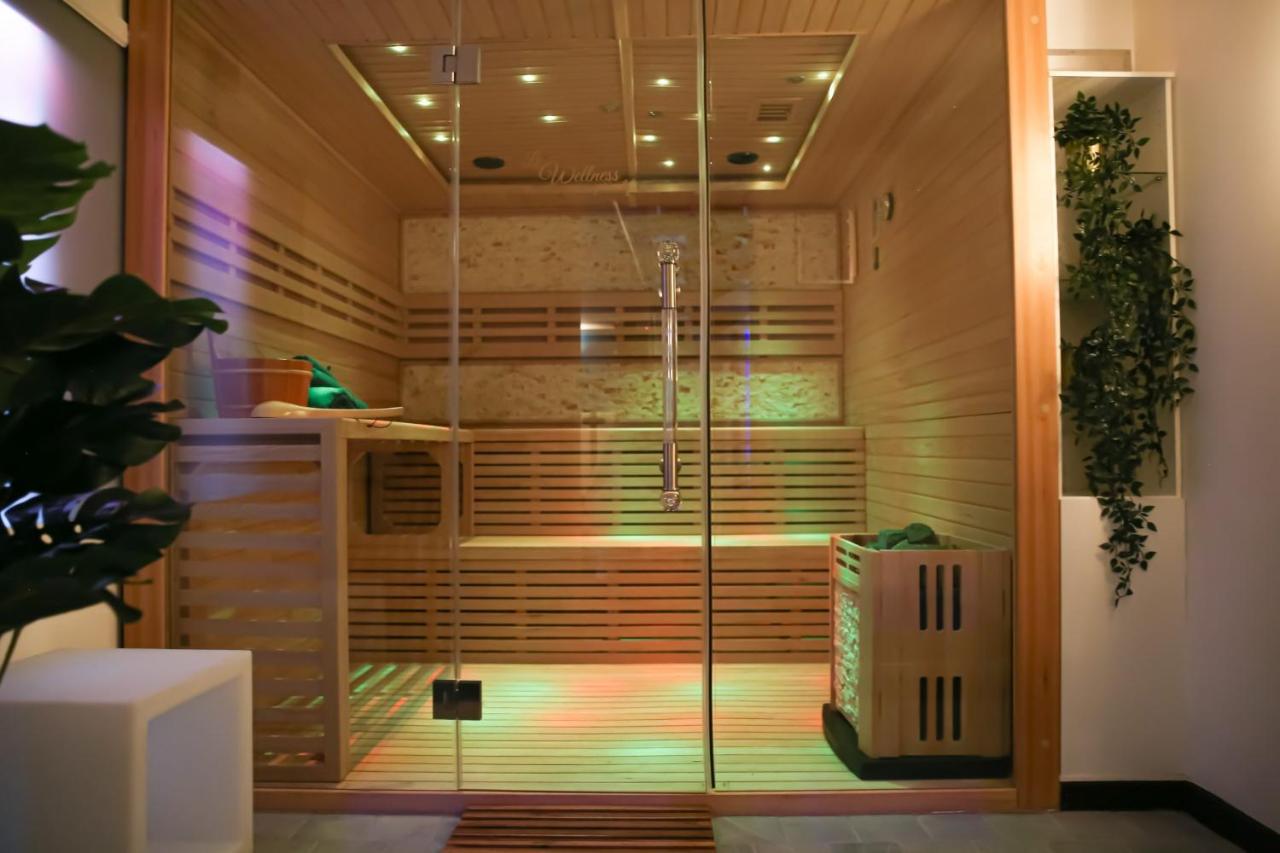 Le Wellness Privatif Hotell Seraing Exteriör bild